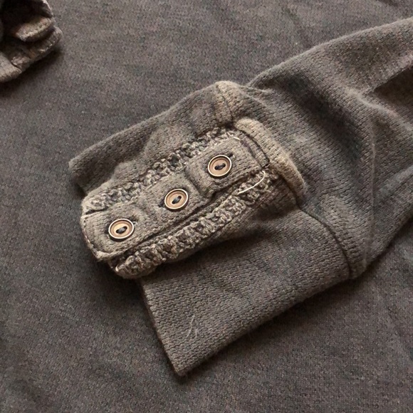 lucky Brand tee long sleeve embroidered bodice Henley neck buttons blue-gray ☮️ - Picture 4 of 4